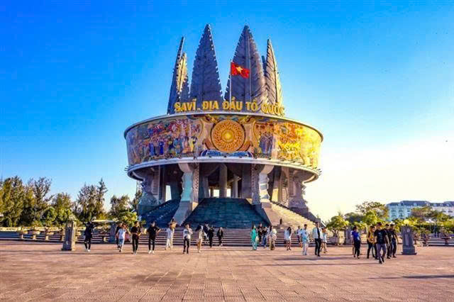 Tour du lịch trong nước - Công Ty Cổ Phần Du Lịch Và Thương Mại Quốc Tế Á Âu